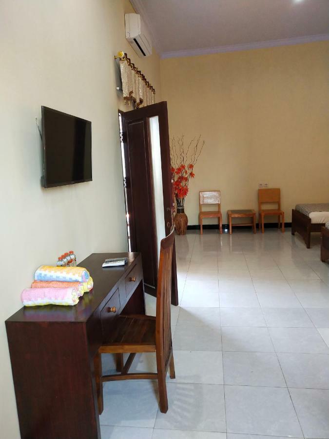 פרובולינגו Surya Guest House מראה חיצוני תמונה